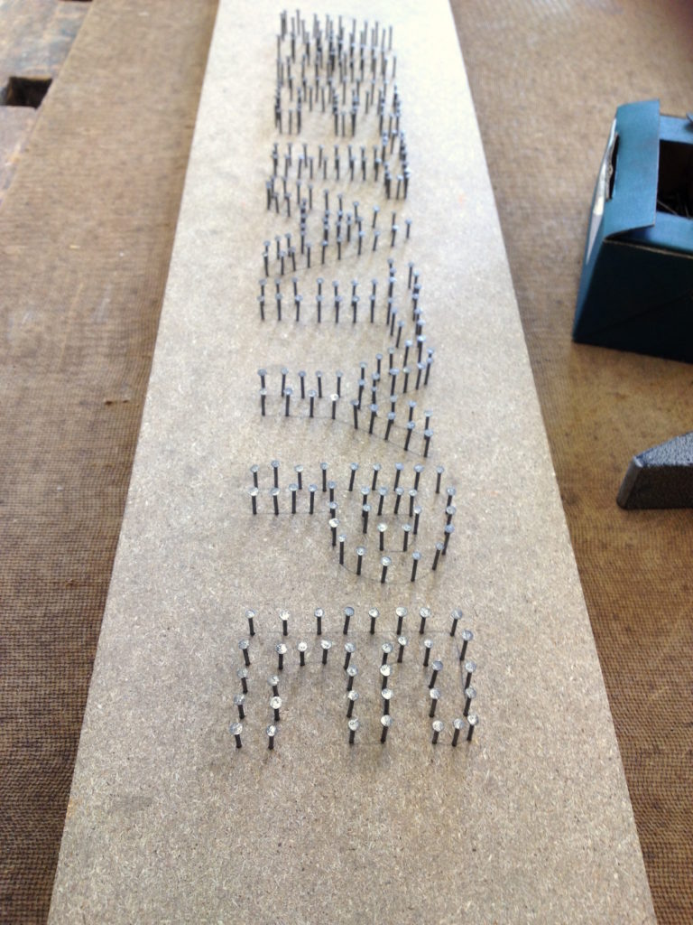 1.29_Nägel+Spanplatte_8