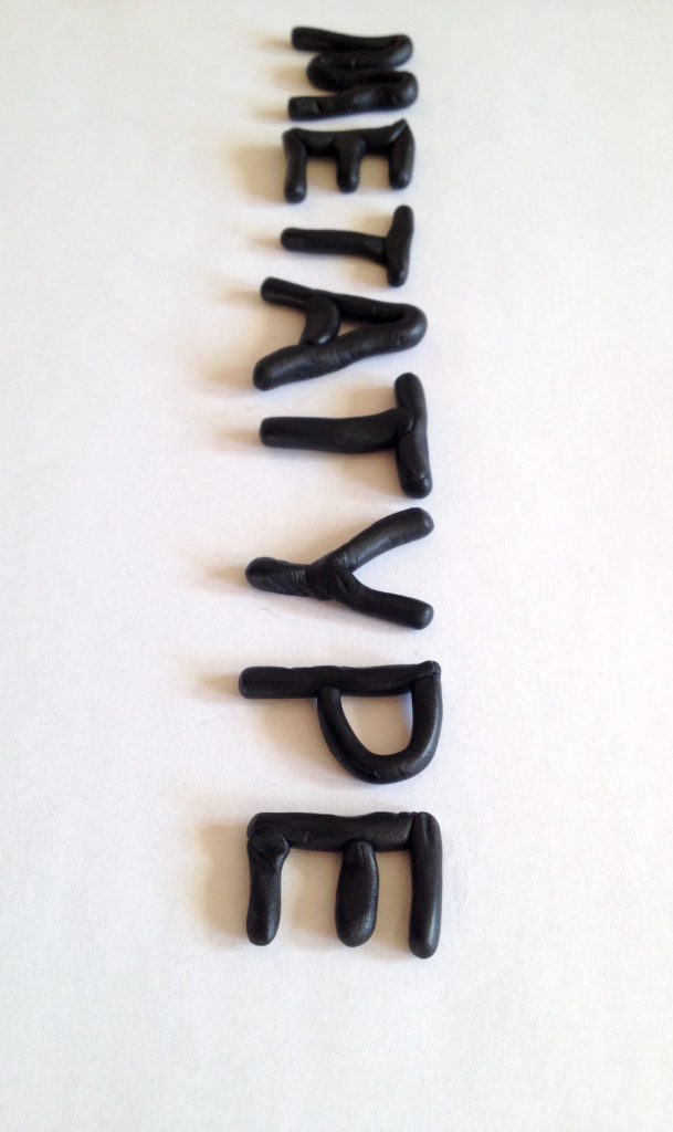 1.37_Sugru_2