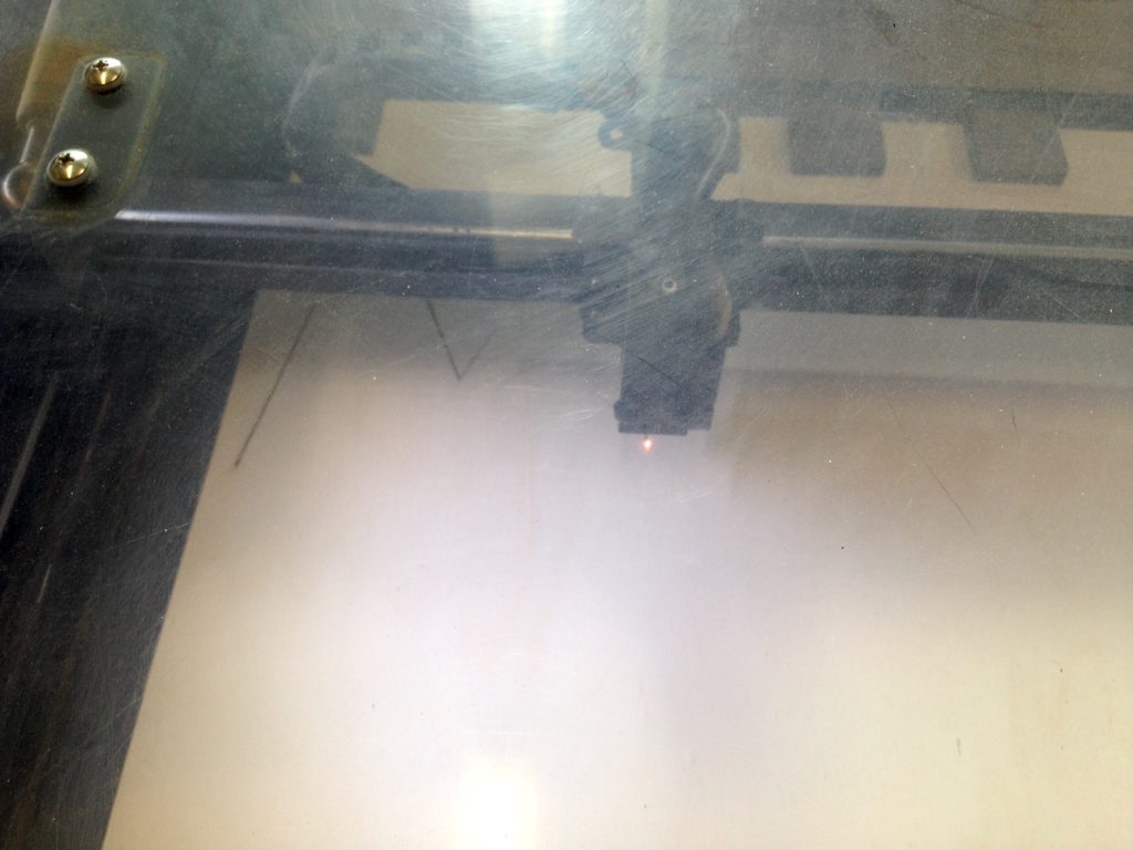 2.4_Lasercutter_20160711_1