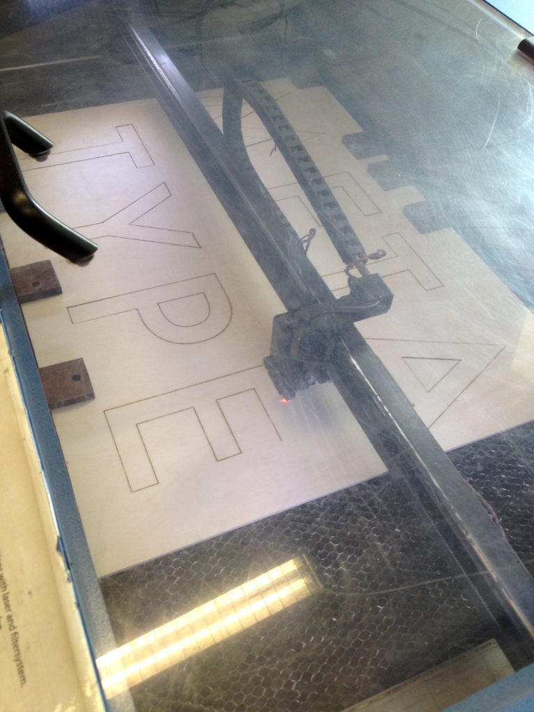 2.4_Lasercutter_20160711_2