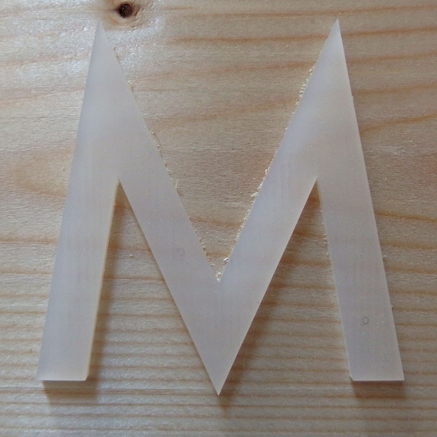 01_Materialien_M_Plexiglas